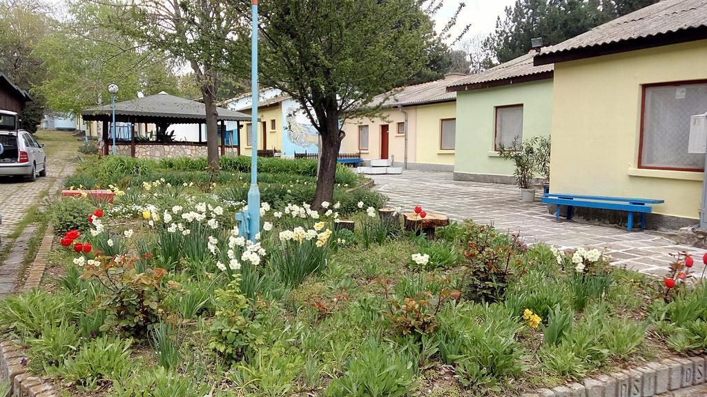 Bungalows Raiski Kat Варна Екстер'єр фото